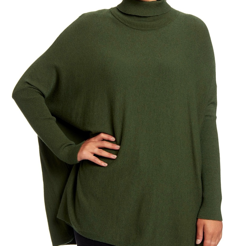 NWT Joseph A Olive Green Turtleneck Poncho